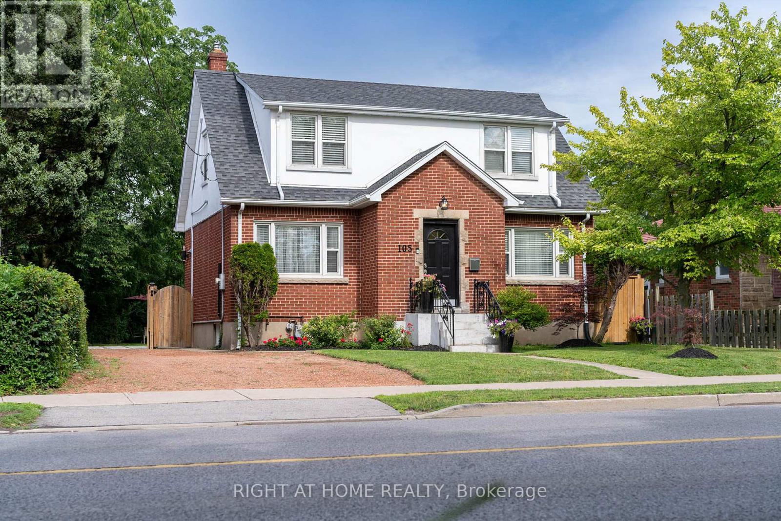 105 Glenridge Avenue, St. Catharines (old Glenridge), Ontario