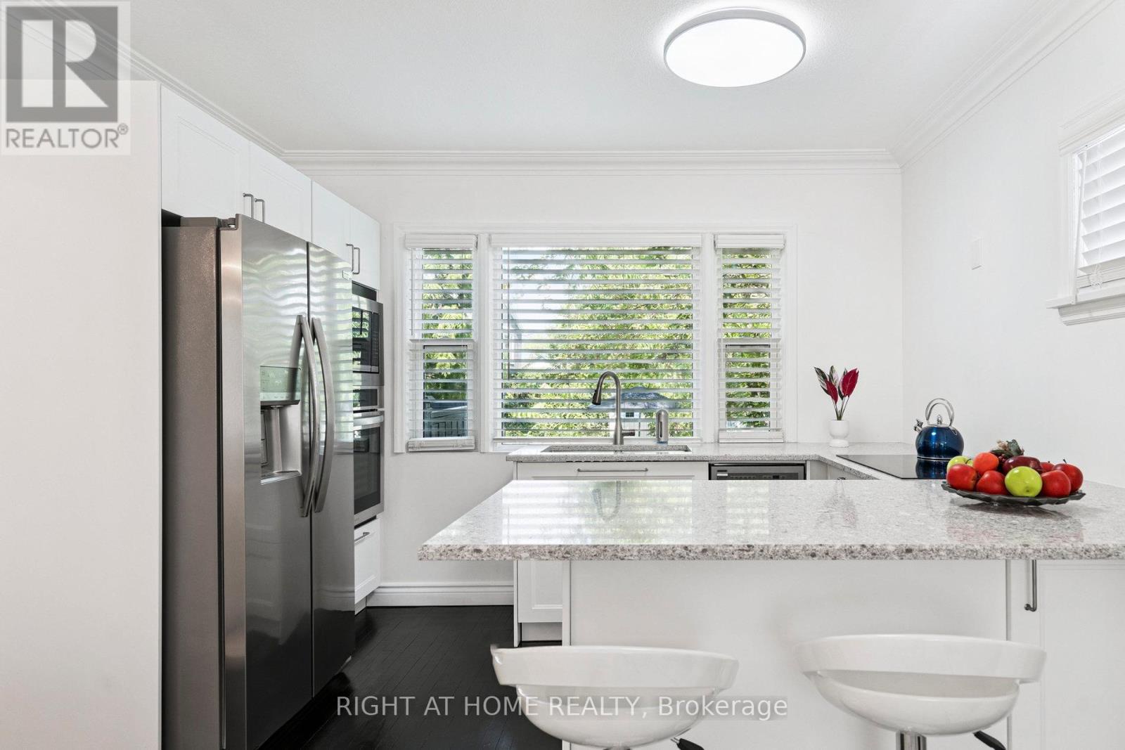 105 Glenridge Avenue, St. Catharines (old Glenridge), Ontario