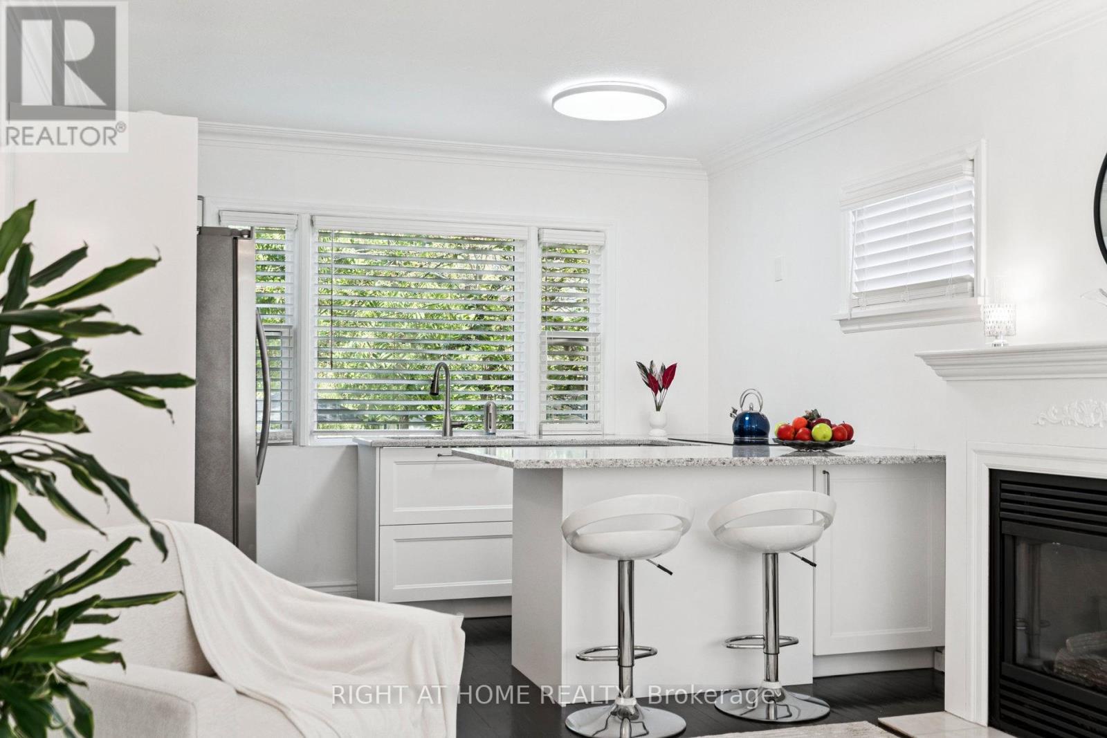 105 Glenridge Avenue, St. Catharines (old Glenridge), Ontario