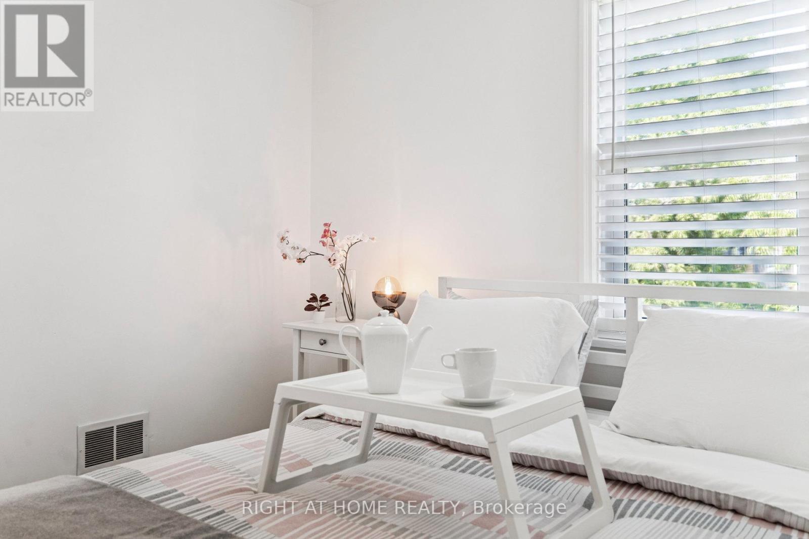 105 Glenridge Avenue, St. Catharines (old Glenridge), Ontario