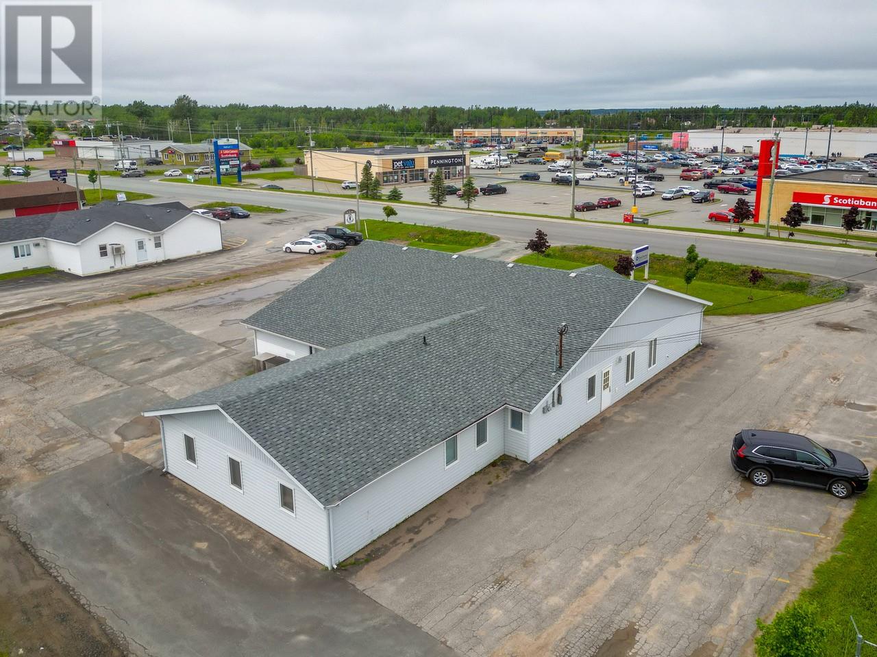 30 Roe Avenue, Gander, Newfoundland And Labrador