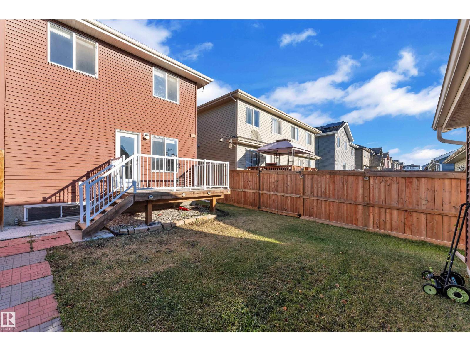 5239 20 Av Sw, Edmonton, Alberta