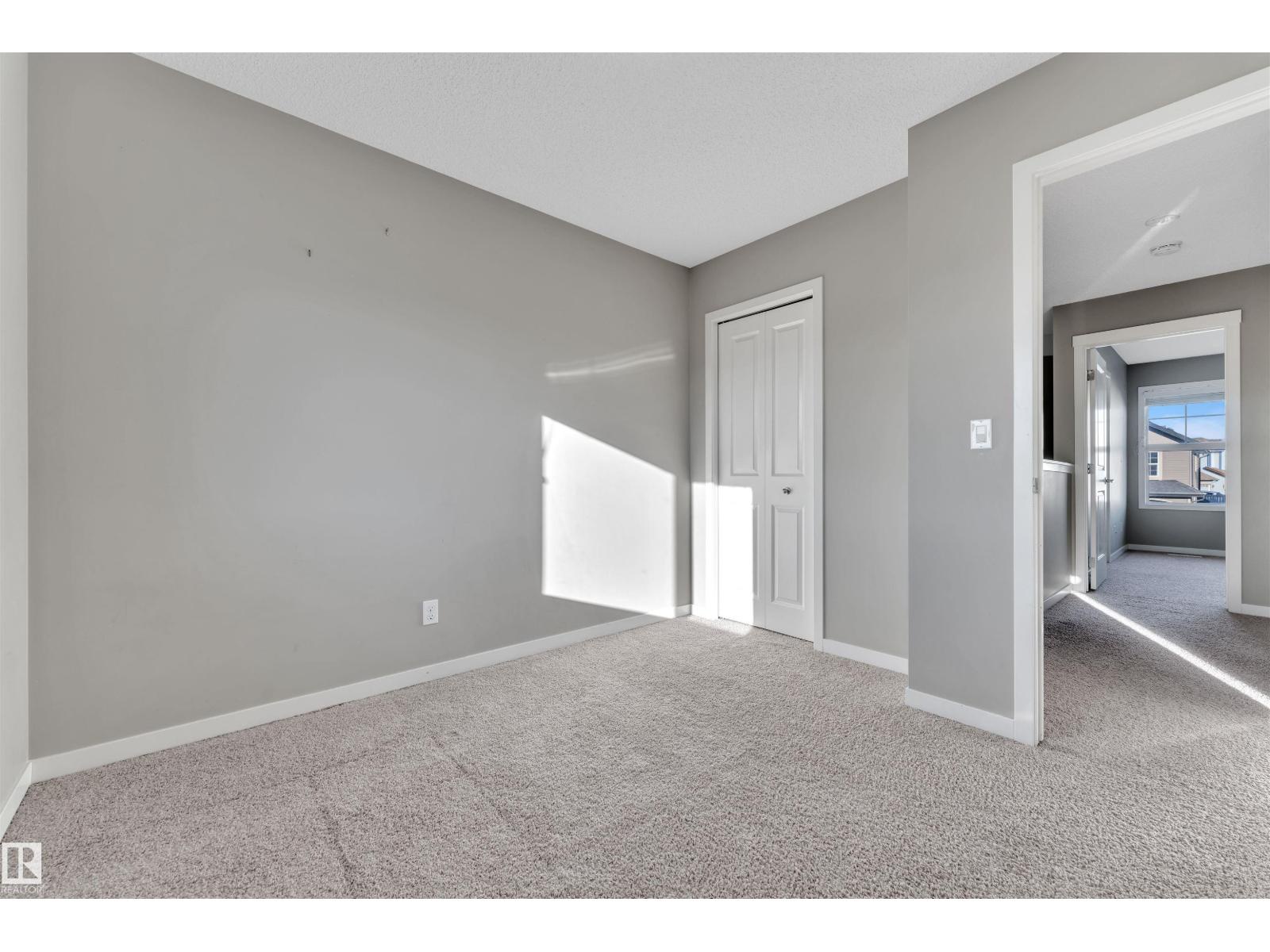 5239 20 Av Sw, Edmonton, Alberta