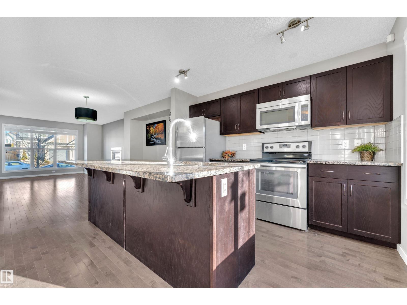 5239 20 Av Sw, Edmonton, Alberta