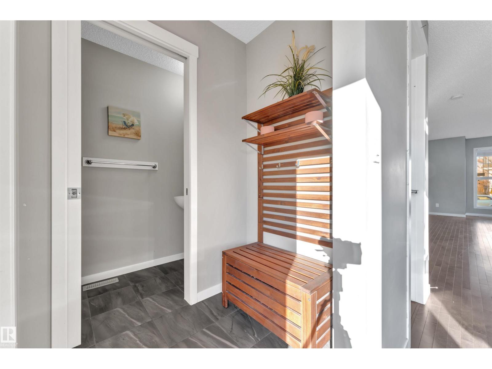 5239 20 Av Sw, Edmonton, Alberta