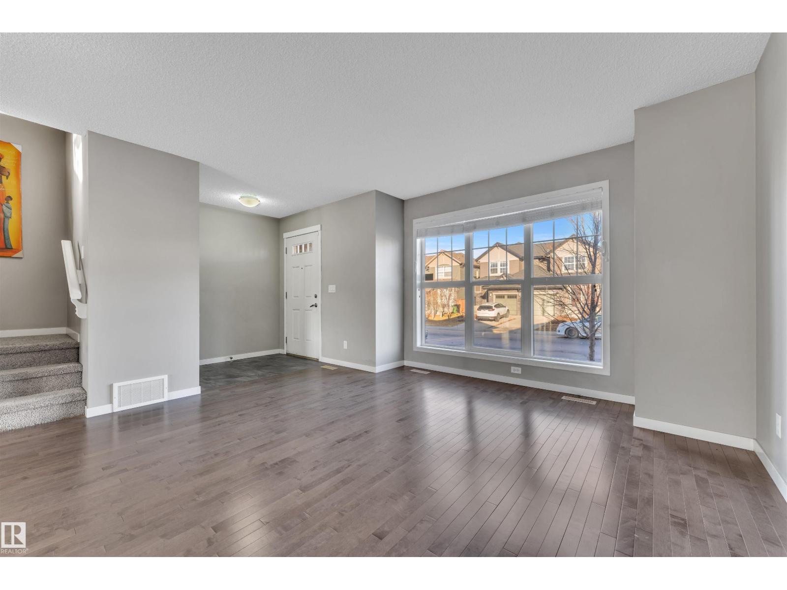 5239 20 Av Sw, Edmonton, Alberta