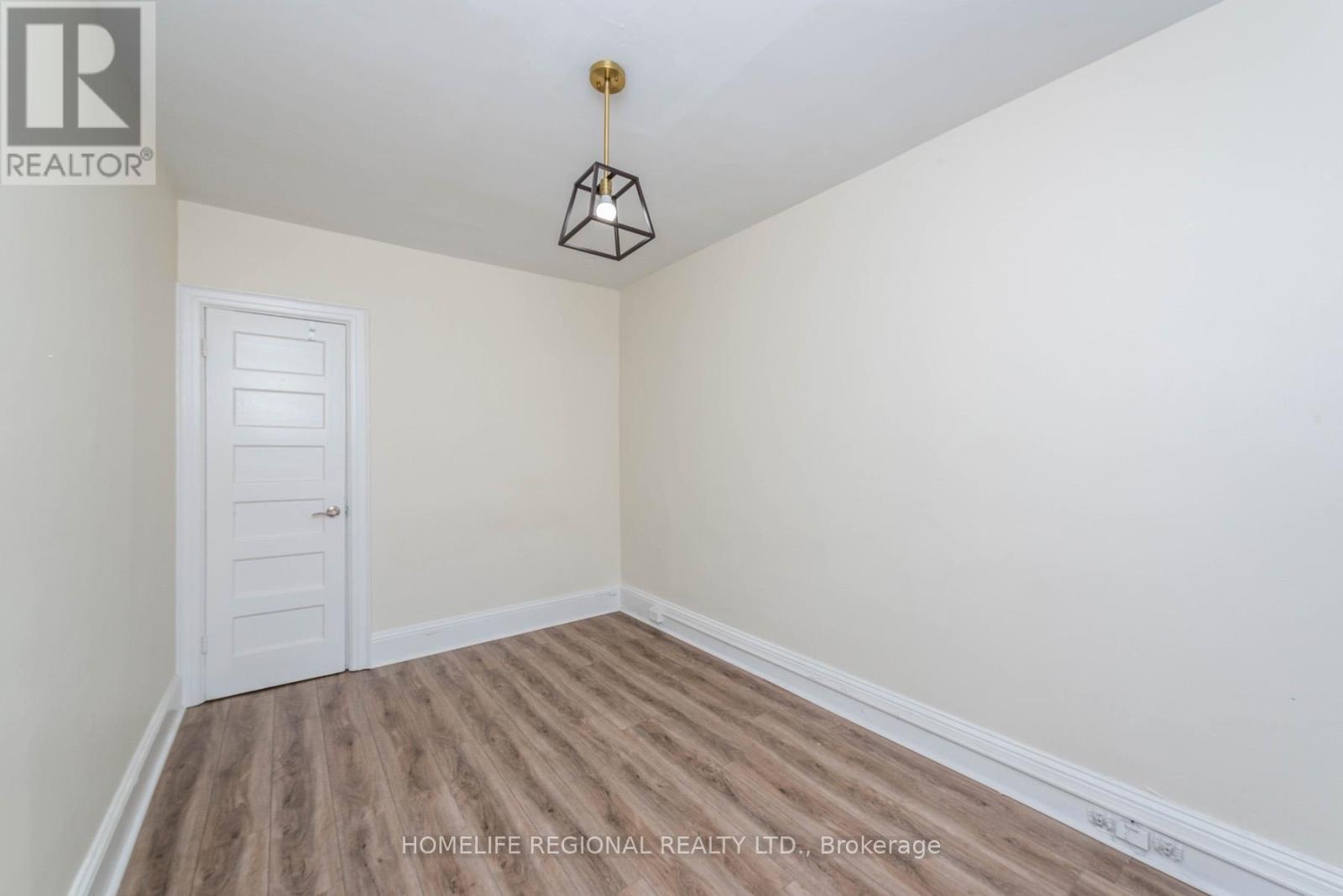 200 Roxton Road, Toronto (trinity-bellwoods), Ontario