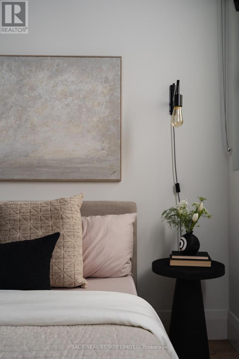 110b Palmerston Avenue, Toronto (trinity-bellwoods), Ontario