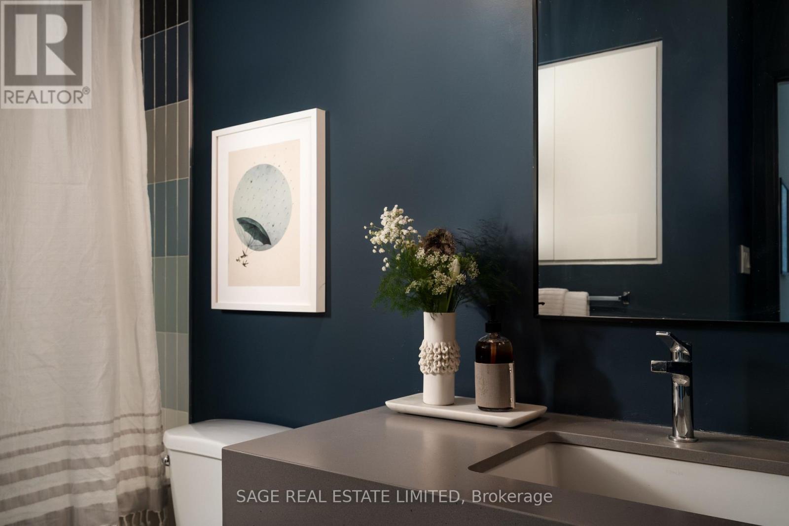 110b Palmerston Avenue, Toronto (trinity-bellwoods), Ontario