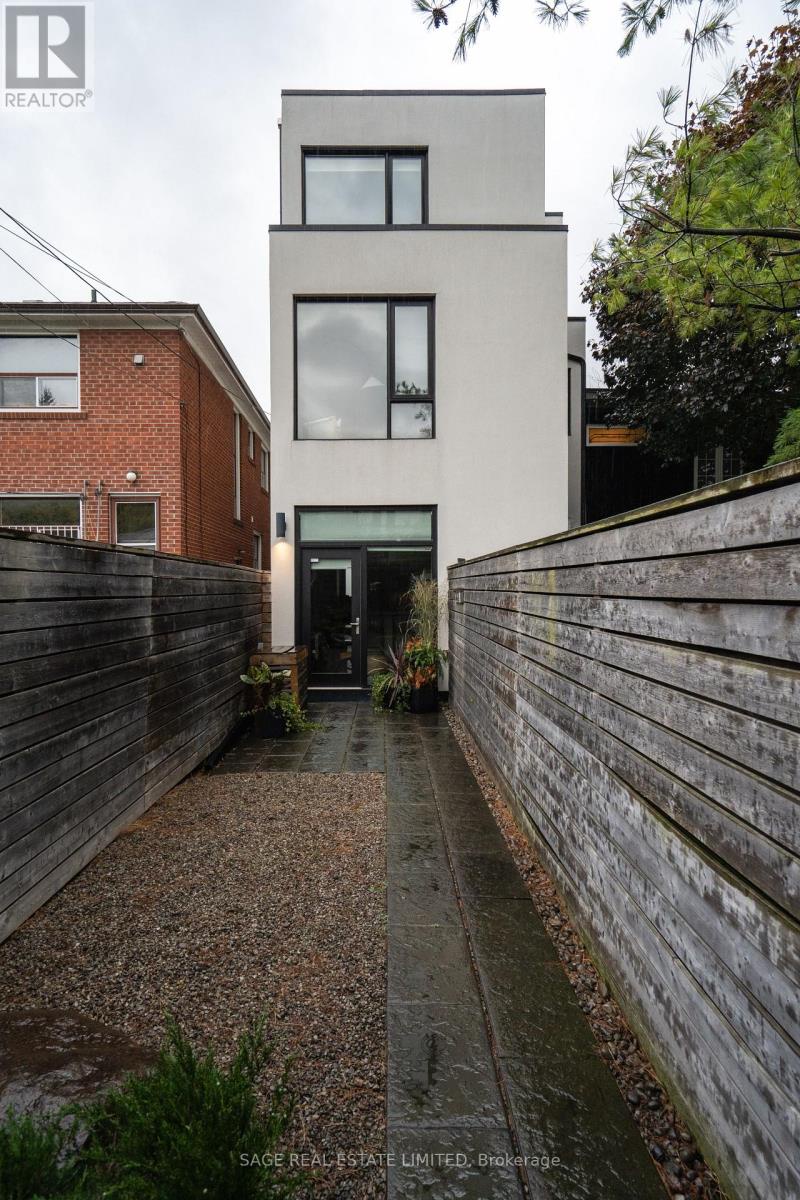 110b Palmerston Avenue, Toronto (trinity-bellwoods), Ontario