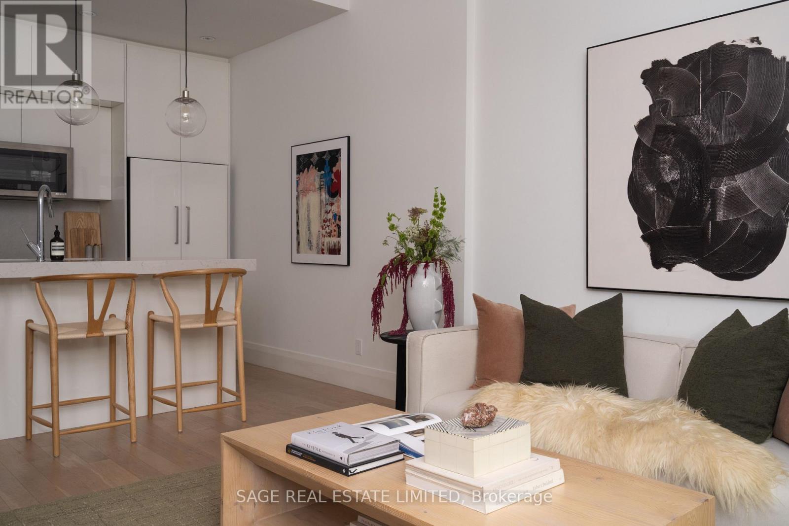 110b Palmerston Avenue, Toronto (trinity-bellwoods), Ontario