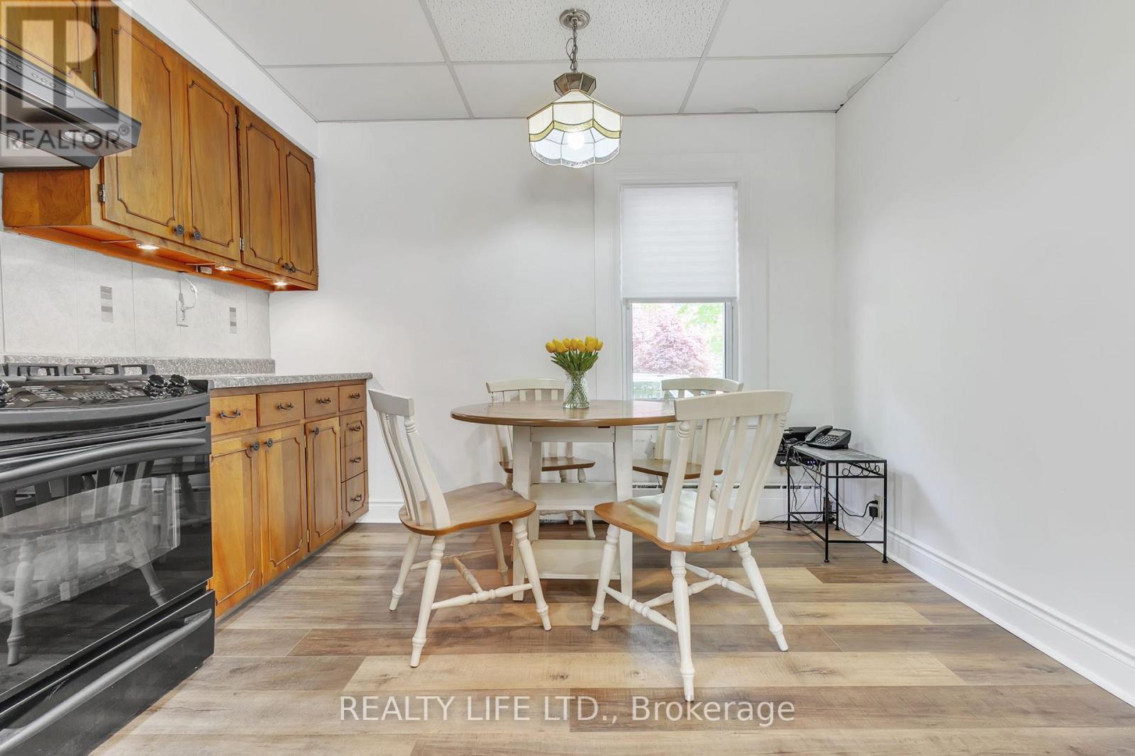 48 Bonnyview Drive, Toronto (stonegate-queensway), Ontario