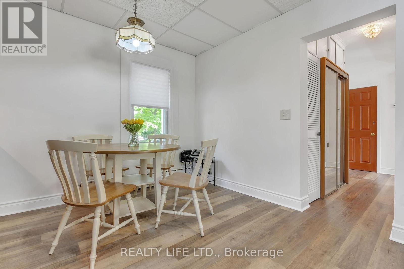 48 Bonnyview Drive, Toronto (stonegate-queensway), Ontario