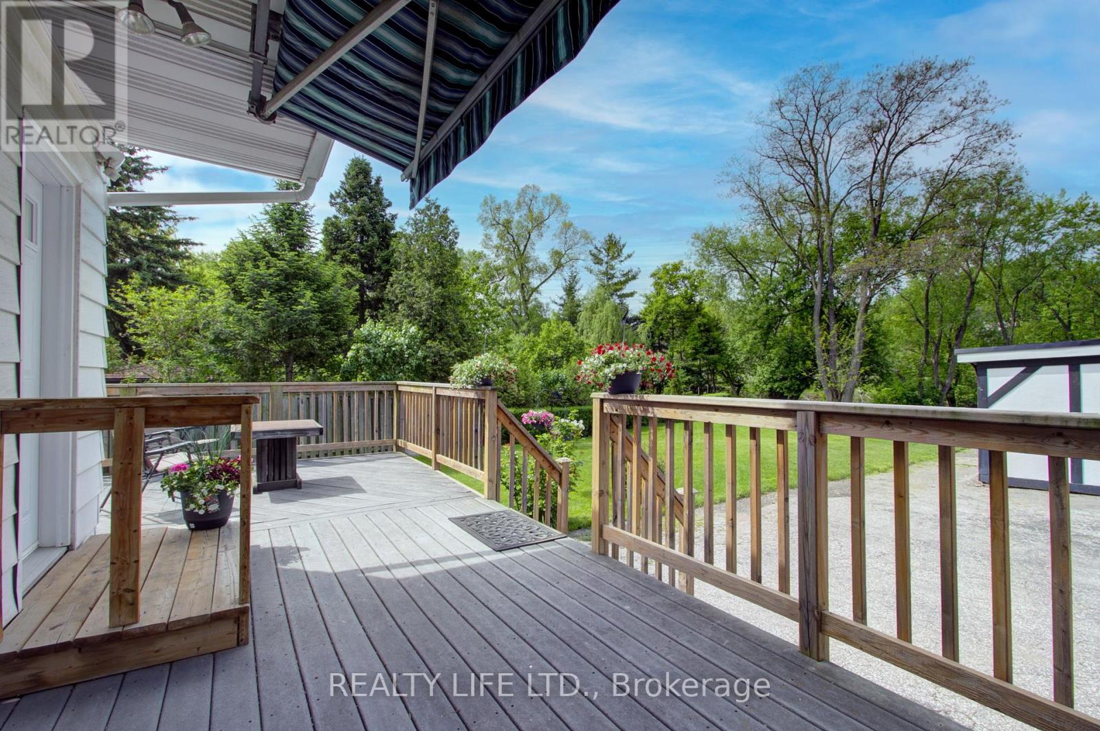 48 Bonnyview Drive, Toronto (stonegate-queensway), Ontario