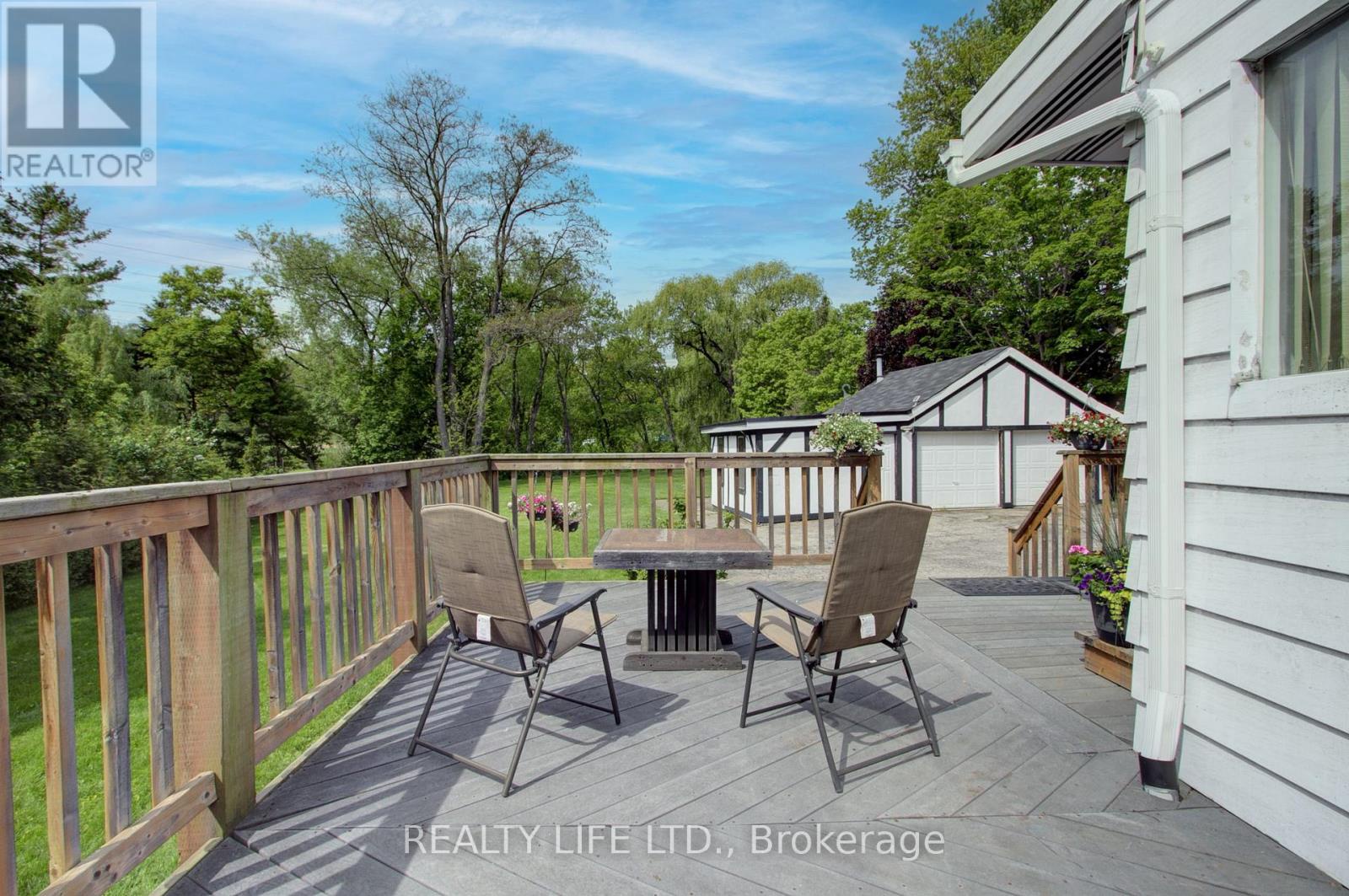 48 Bonnyview Drive, Toronto (stonegate-queensway), Ontario