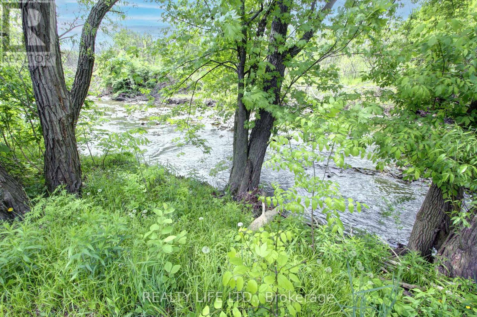 48 Bonnyview Drive, Toronto (stonegate-queensway), Ontario