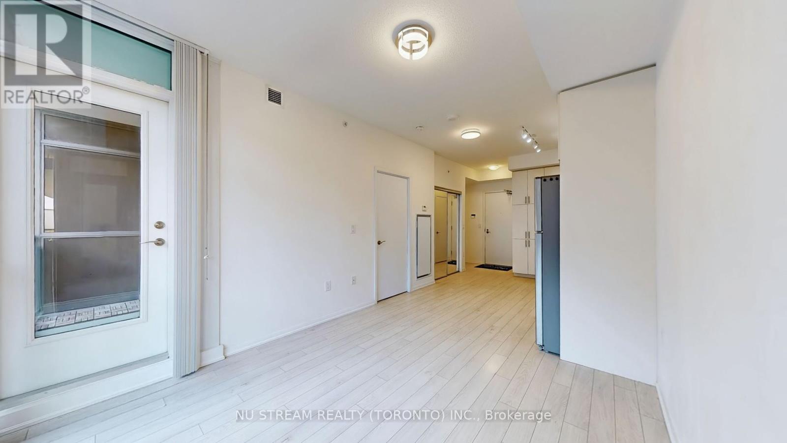 613 - 3091 Dufferin Street, Toronto (yorkdale-glen Park), Ontario