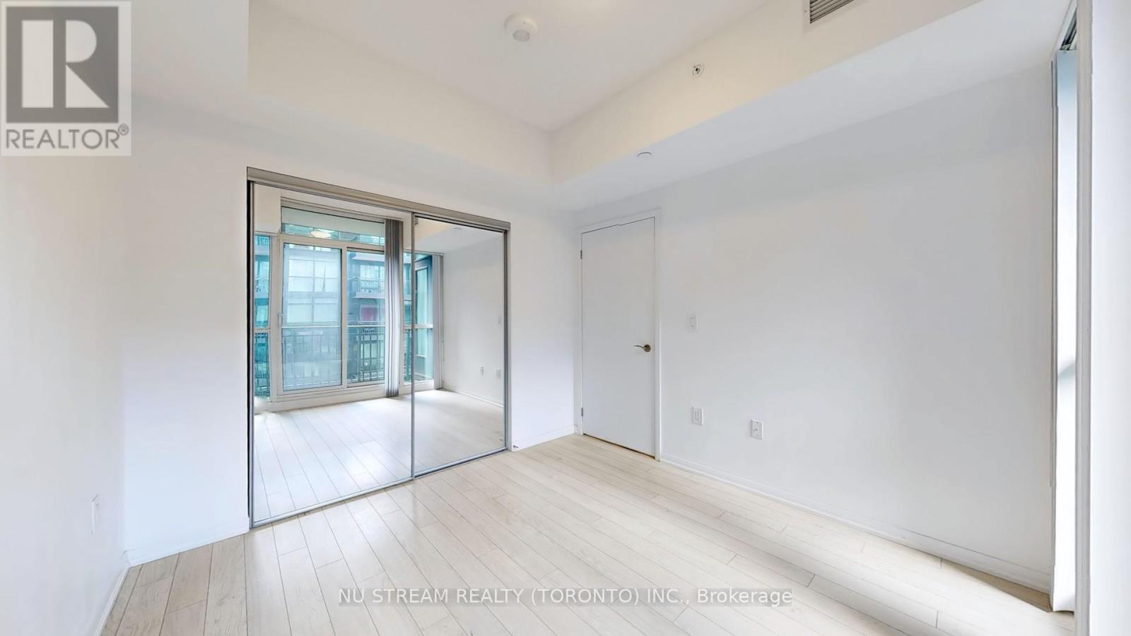 613 - 3091 Dufferin Street, Toronto (yorkdale-glen Park), Ontario