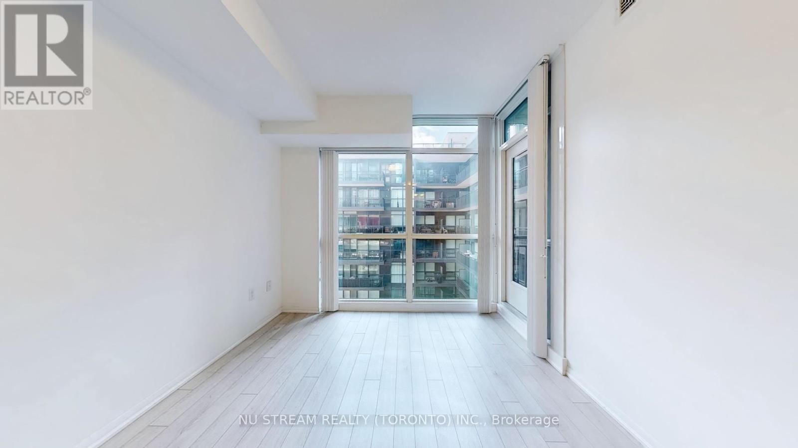 613 - 3091 Dufferin Street, Toronto (yorkdale-glen Park), Ontario