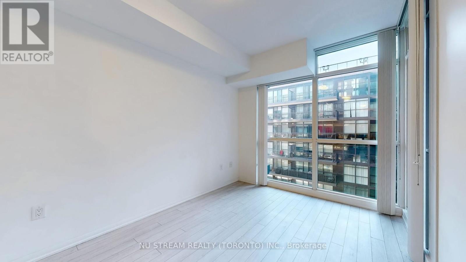 613 - 3091 Dufferin Street, Toronto (yorkdale-glen Park), Ontario