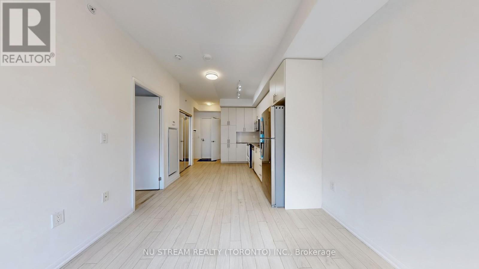 613 - 3091 Dufferin Street, Toronto (yorkdale-glen Park), Ontario