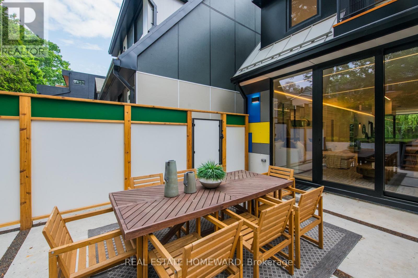 174 Kenilworth Avenue, Toronto (the Beaches), Ontario