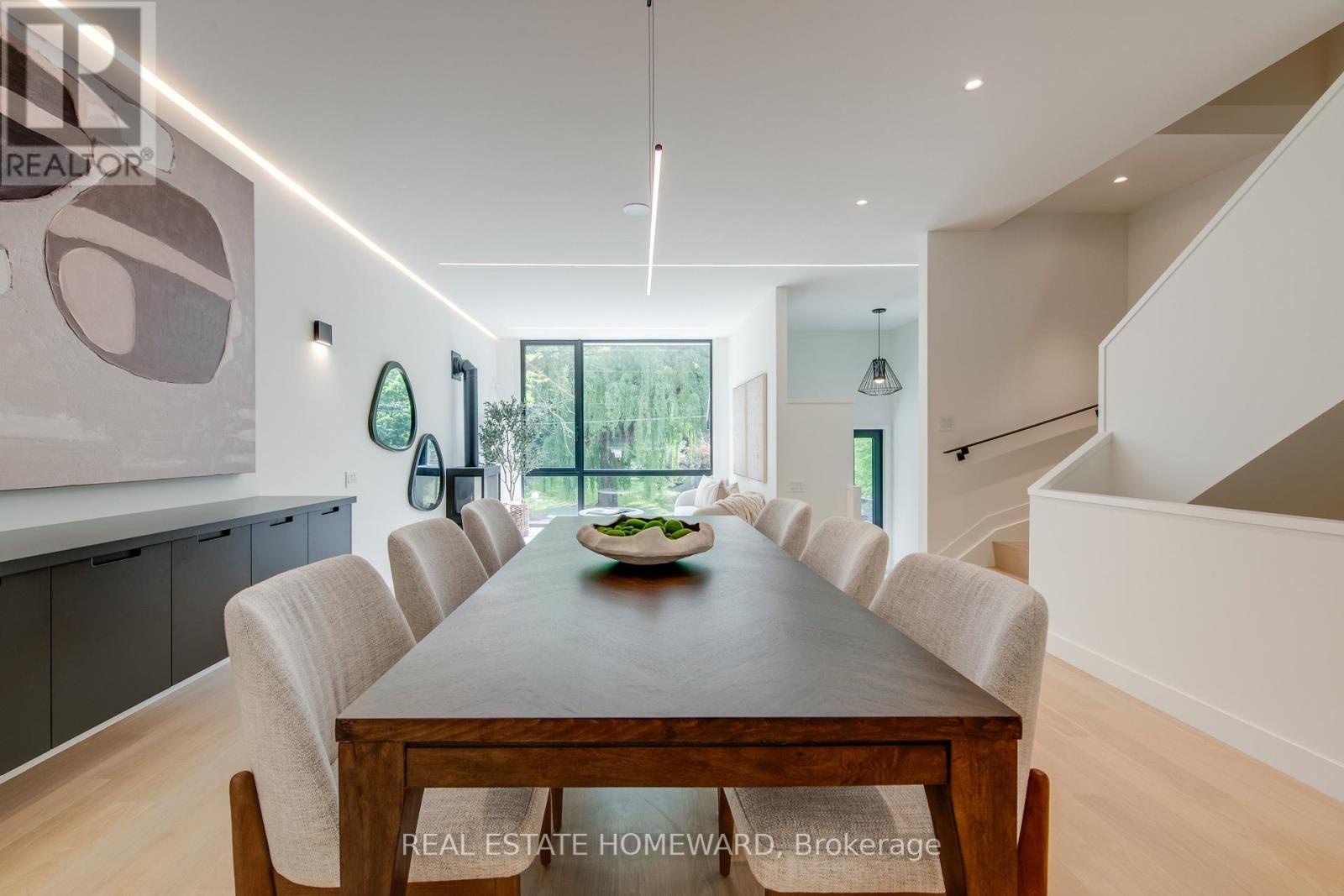 174 Kenilworth Avenue, Toronto (the Beaches), Ontario