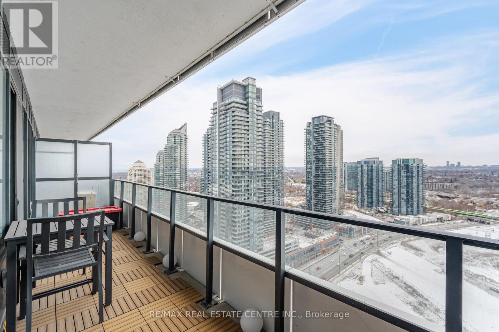 2622 - 30 Shore Breeze Drive, Toronto (mimico), Ontario