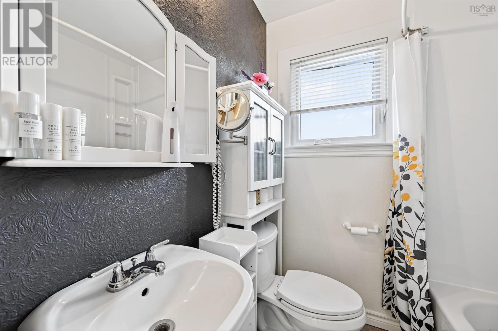 5000 Louisbourg Highway, Albert Bridge, Nova Scotia