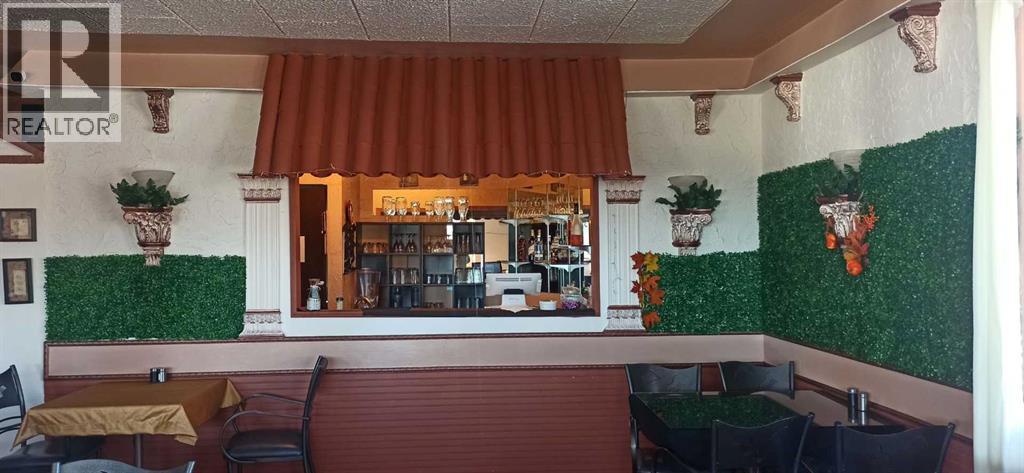 67-71 Bridge Street, Drumheller, Alberta