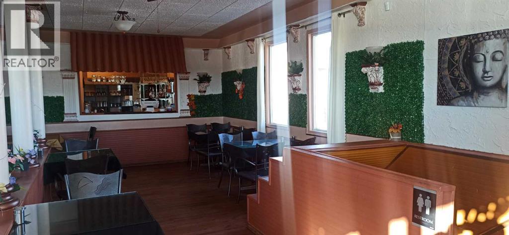 67-71 Bridge Street, Drumheller, Alberta