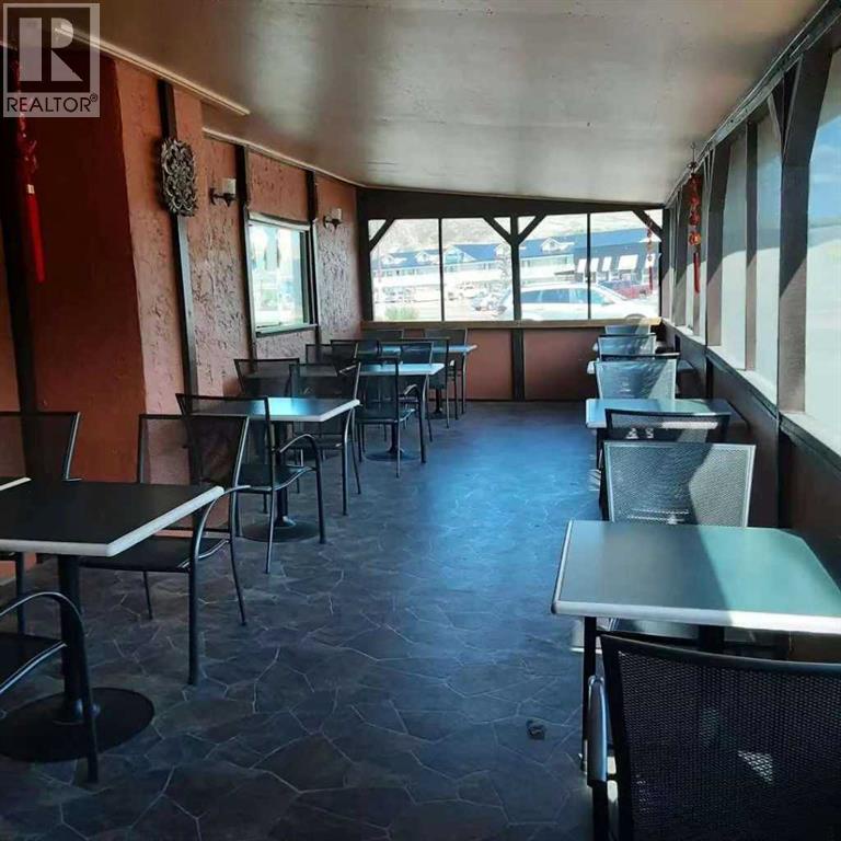 67-71 Bridge Street, Drumheller, Alberta