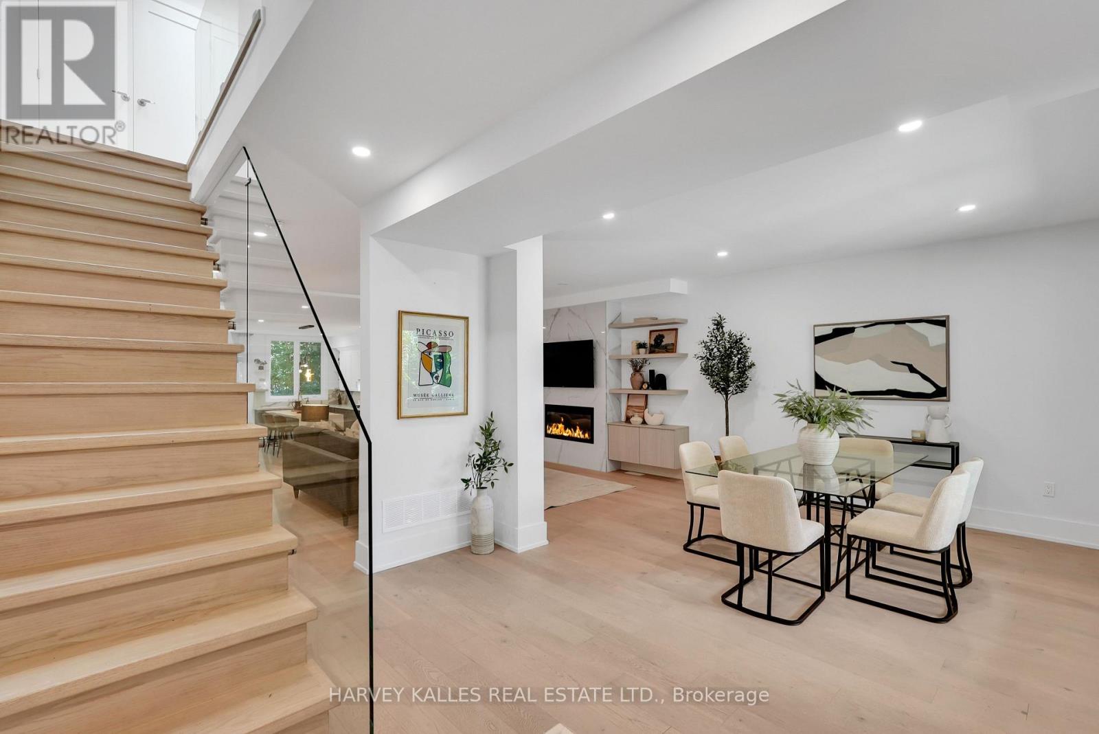 253 Albany Avenue, Toronto (annex), Ontario