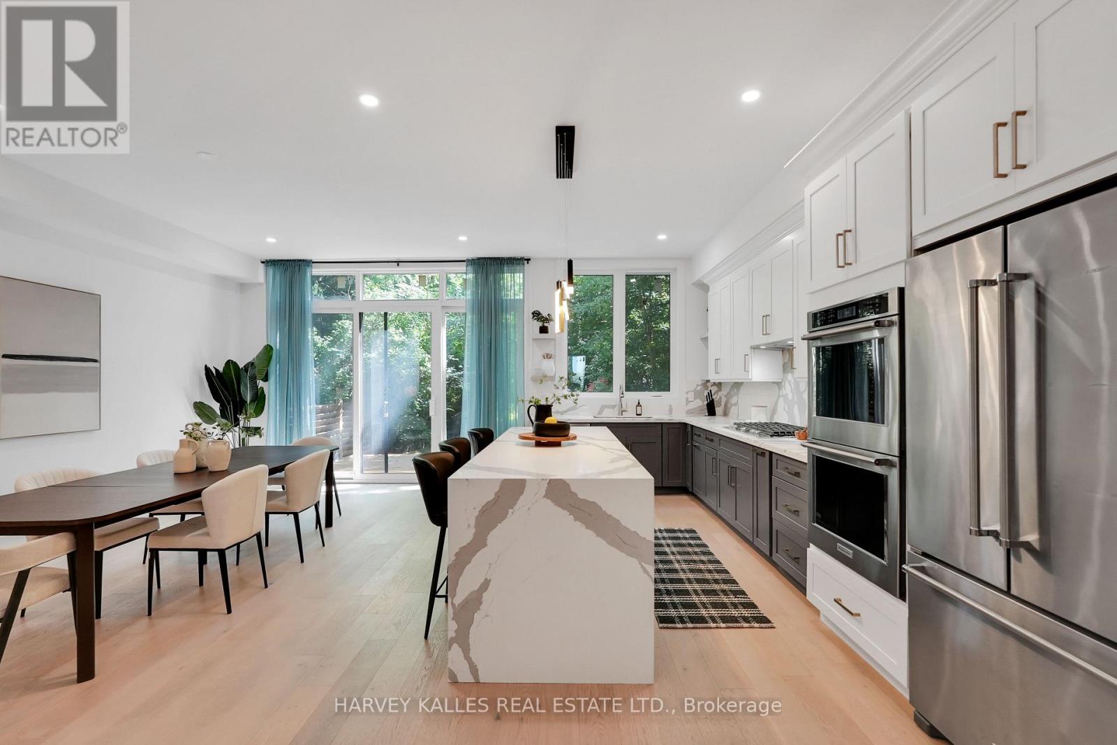 253 Albany Avenue, Toronto (annex), Ontario