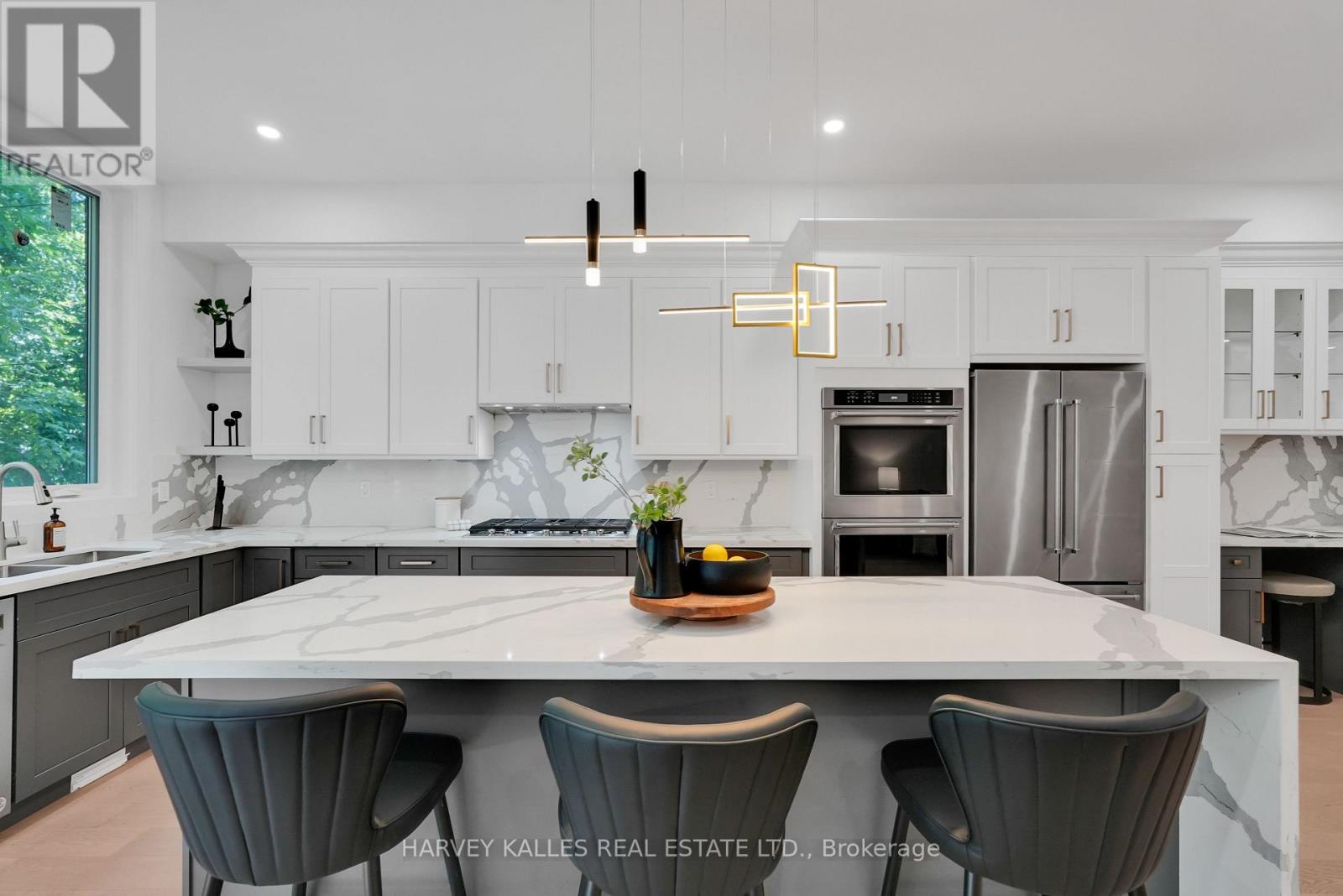 253 Albany Avenue, Toronto (annex), Ontario