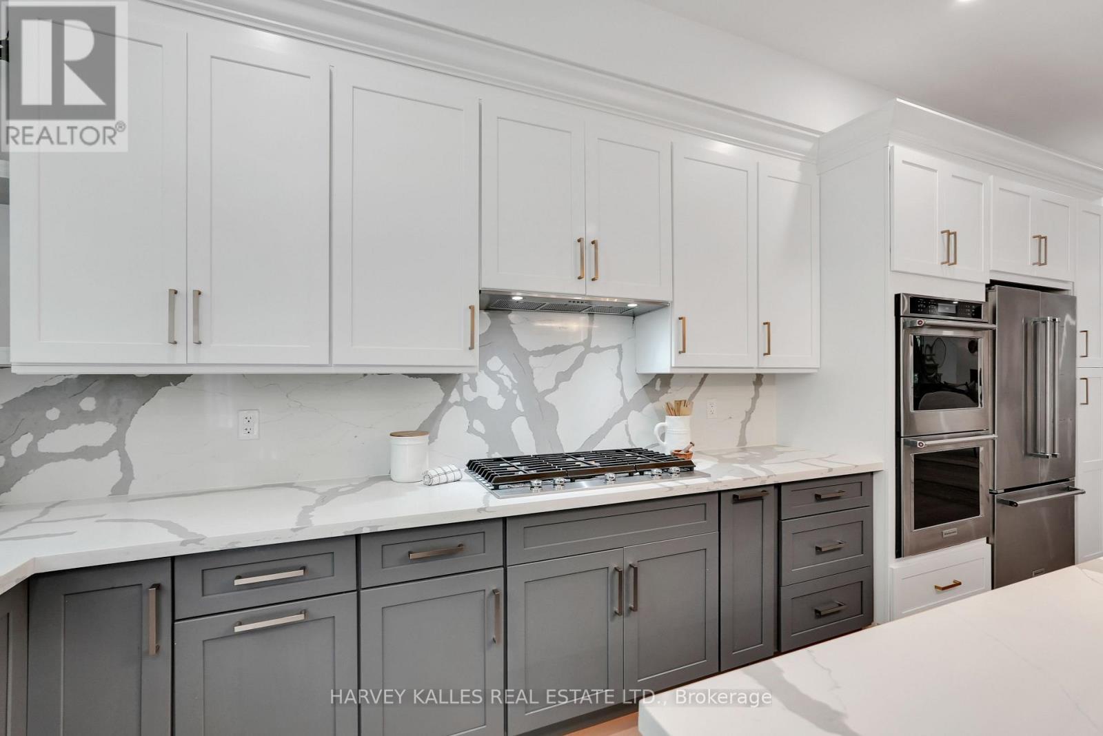 253 Albany Avenue, Toronto (annex), Ontario