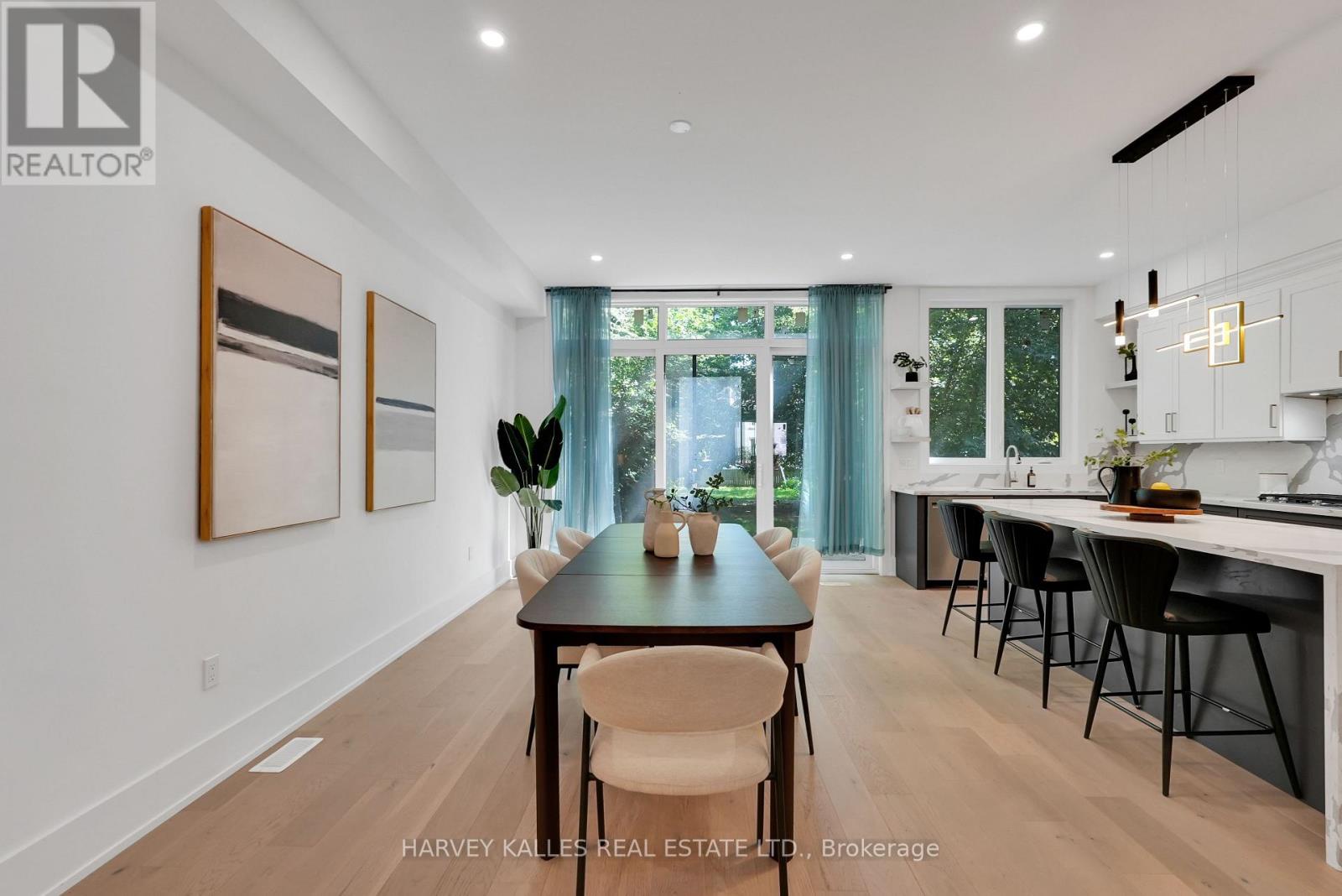 253 Albany Avenue, Toronto (annex), Ontario