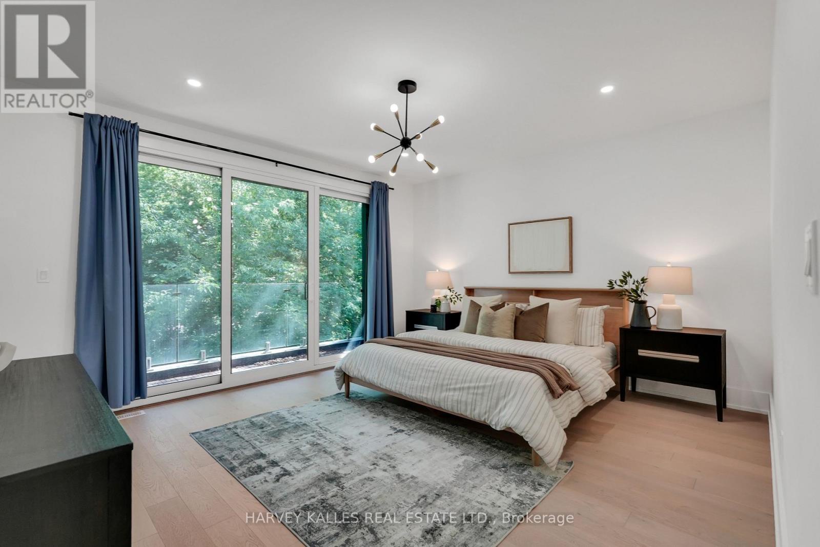 253 Albany Avenue, Toronto (annex), Ontario