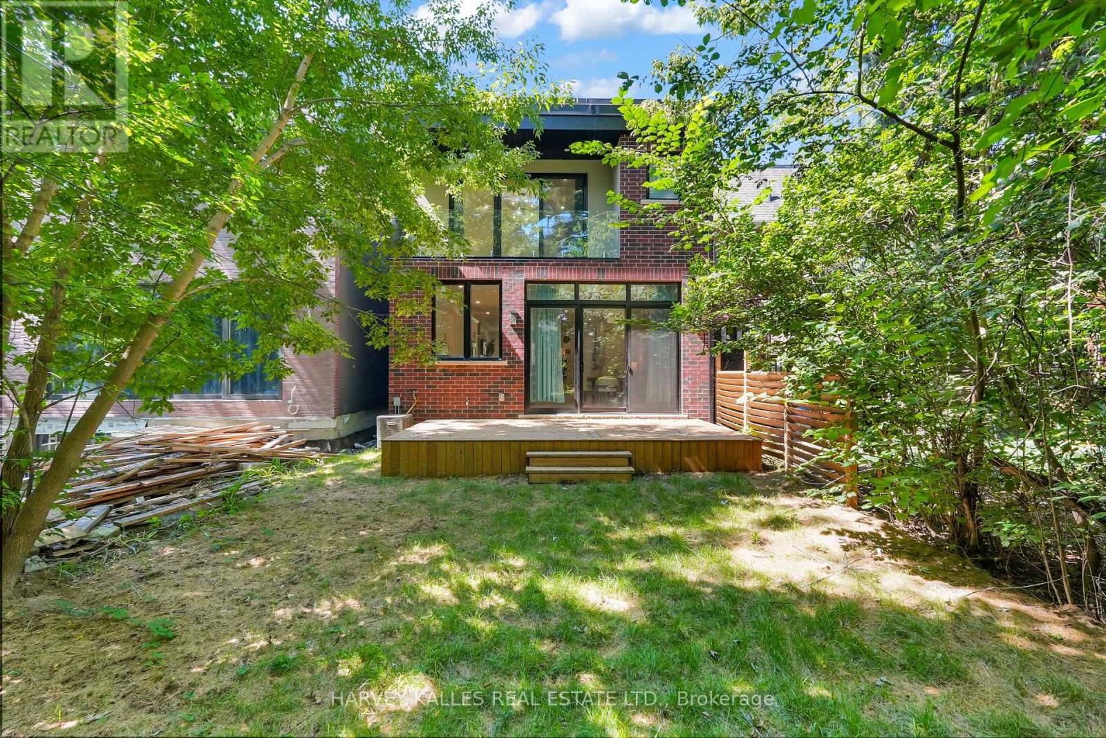 253 Albany Avenue, Toronto (annex), Ontario