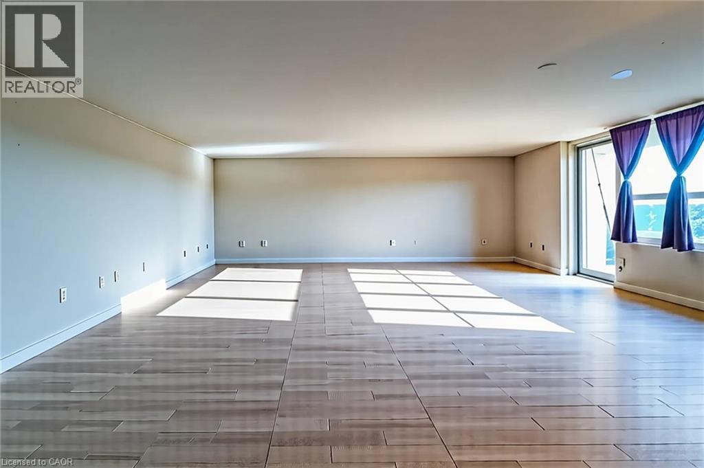 700 Dynes Road Unit# 707, Burlington, Ontario