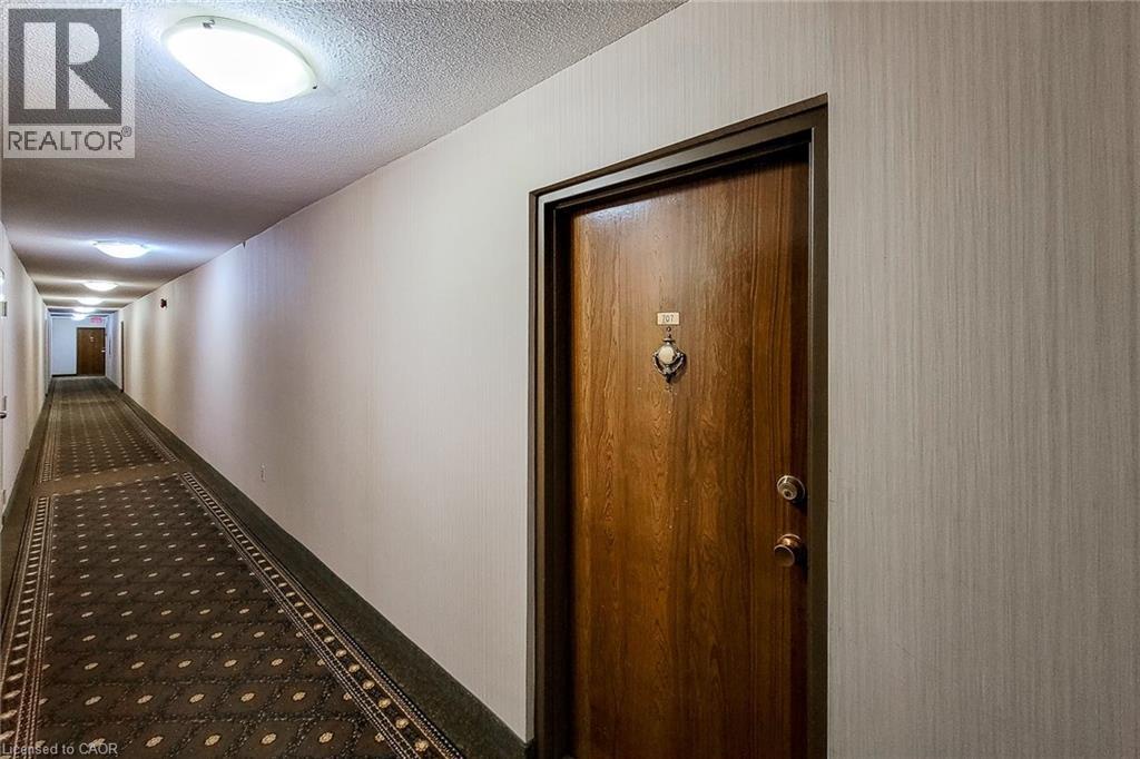 700 Dynes Road Unit# 707, Burlington, Ontario