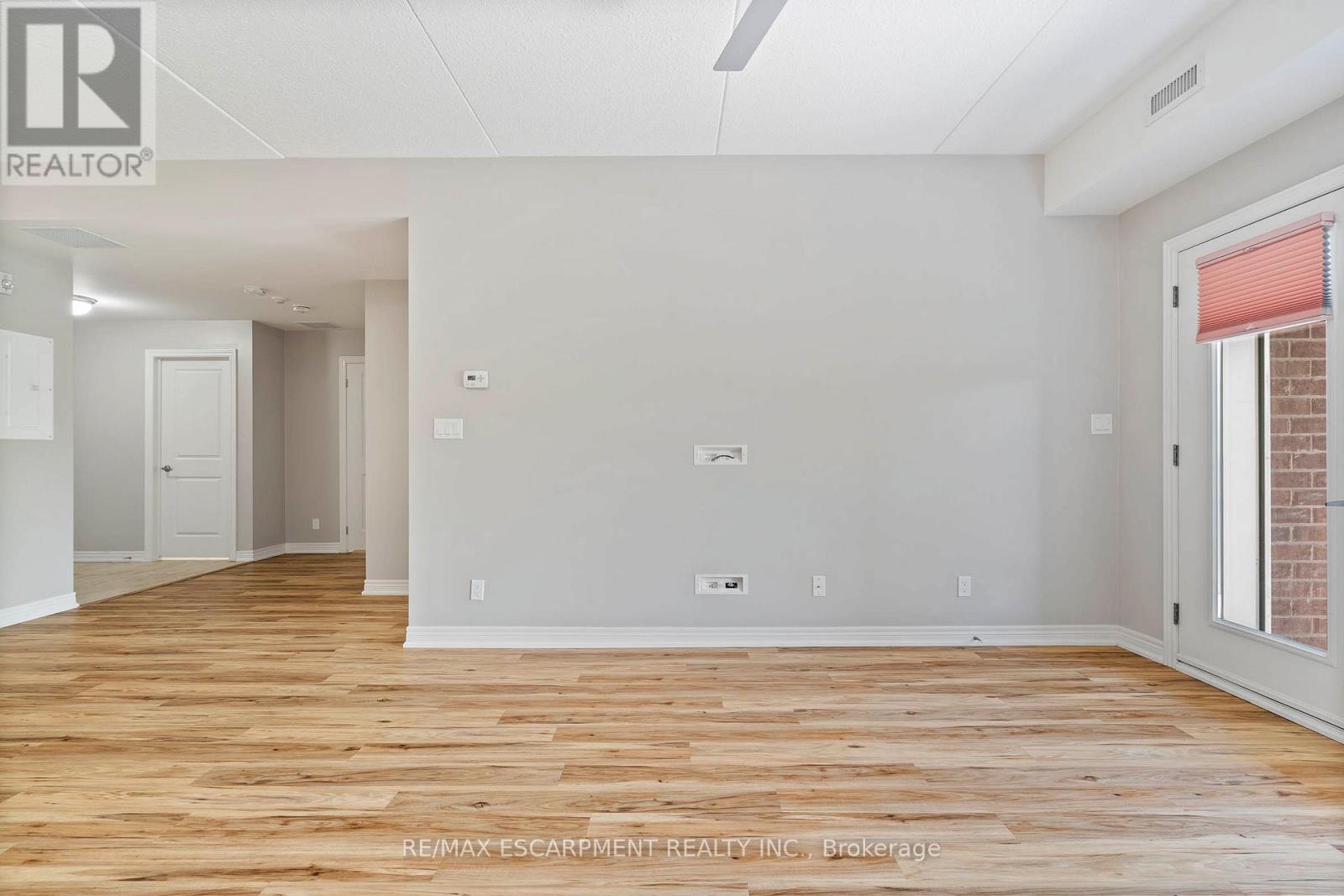 213 - 4644 Pettit Avenue, Niagara Falls (morrison), Ontario