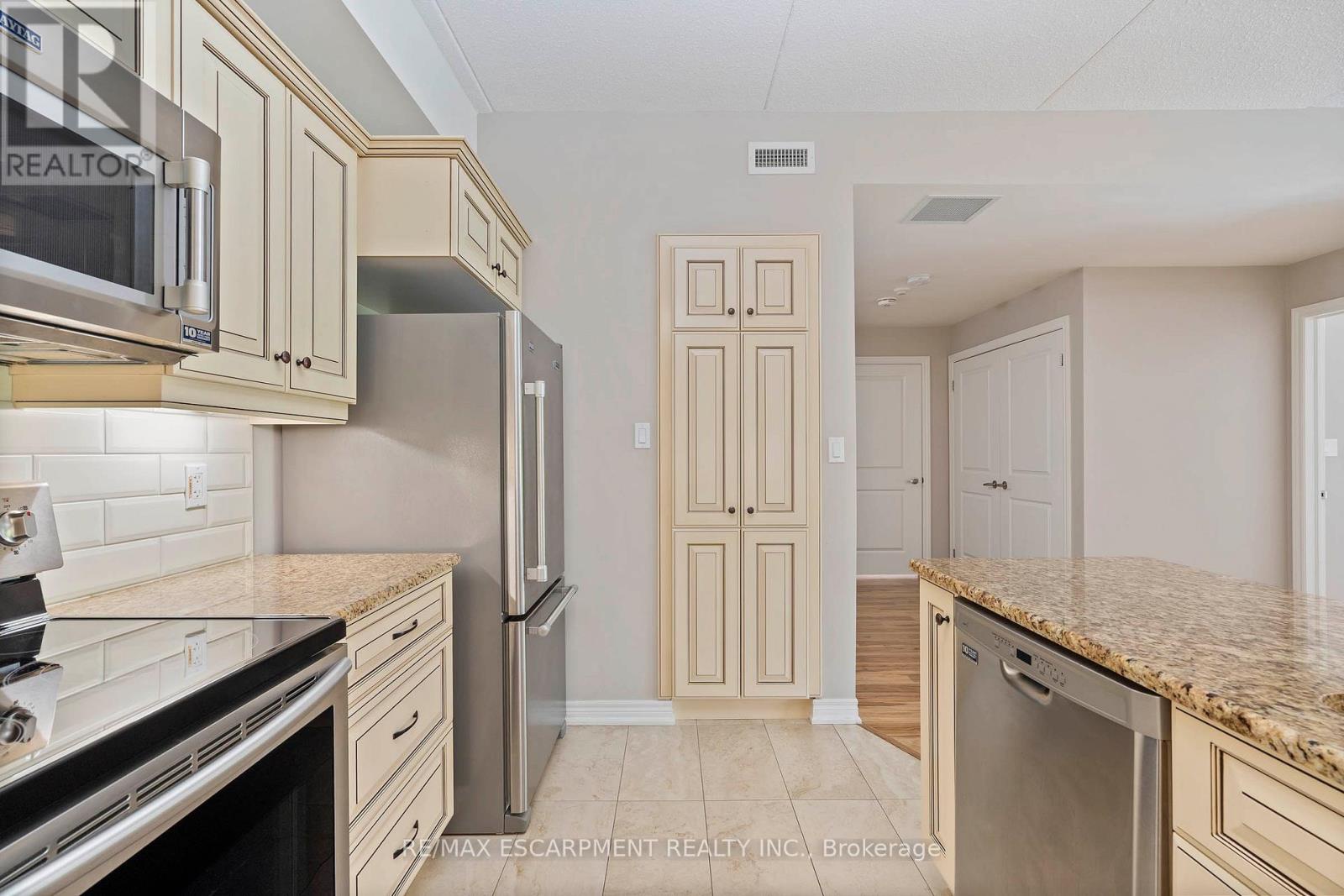 213 - 4644 Pettit Avenue, Niagara Falls (morrison), Ontario