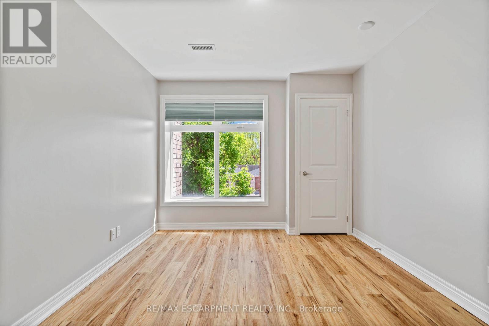 213 - 4644 Pettit Avenue, Niagara Falls (morrison), Ontario