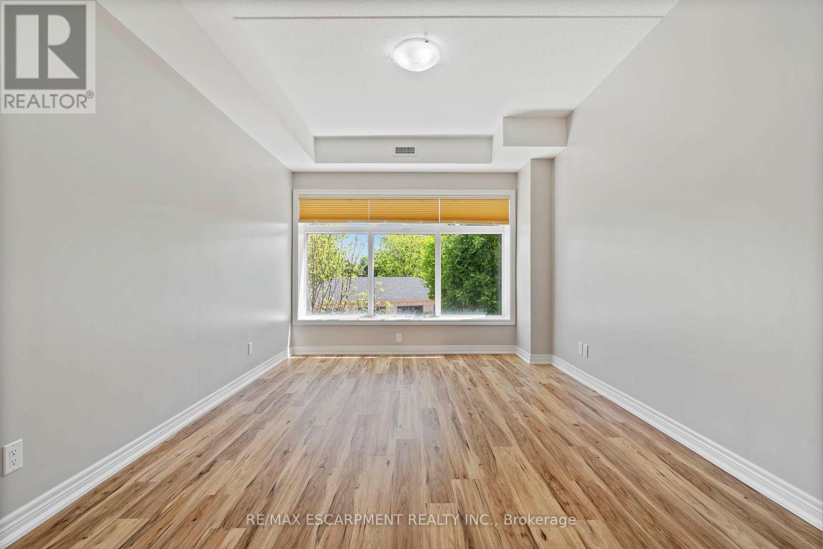 213 - 4644 Pettit Avenue, Niagara Falls (morrison), Ontario