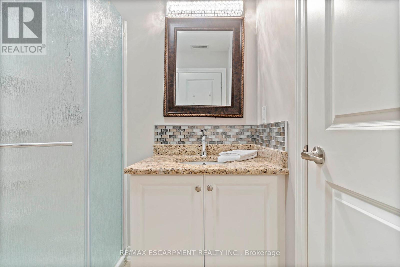 213 - 4644 Pettit Avenue, Niagara Falls (morrison), Ontario