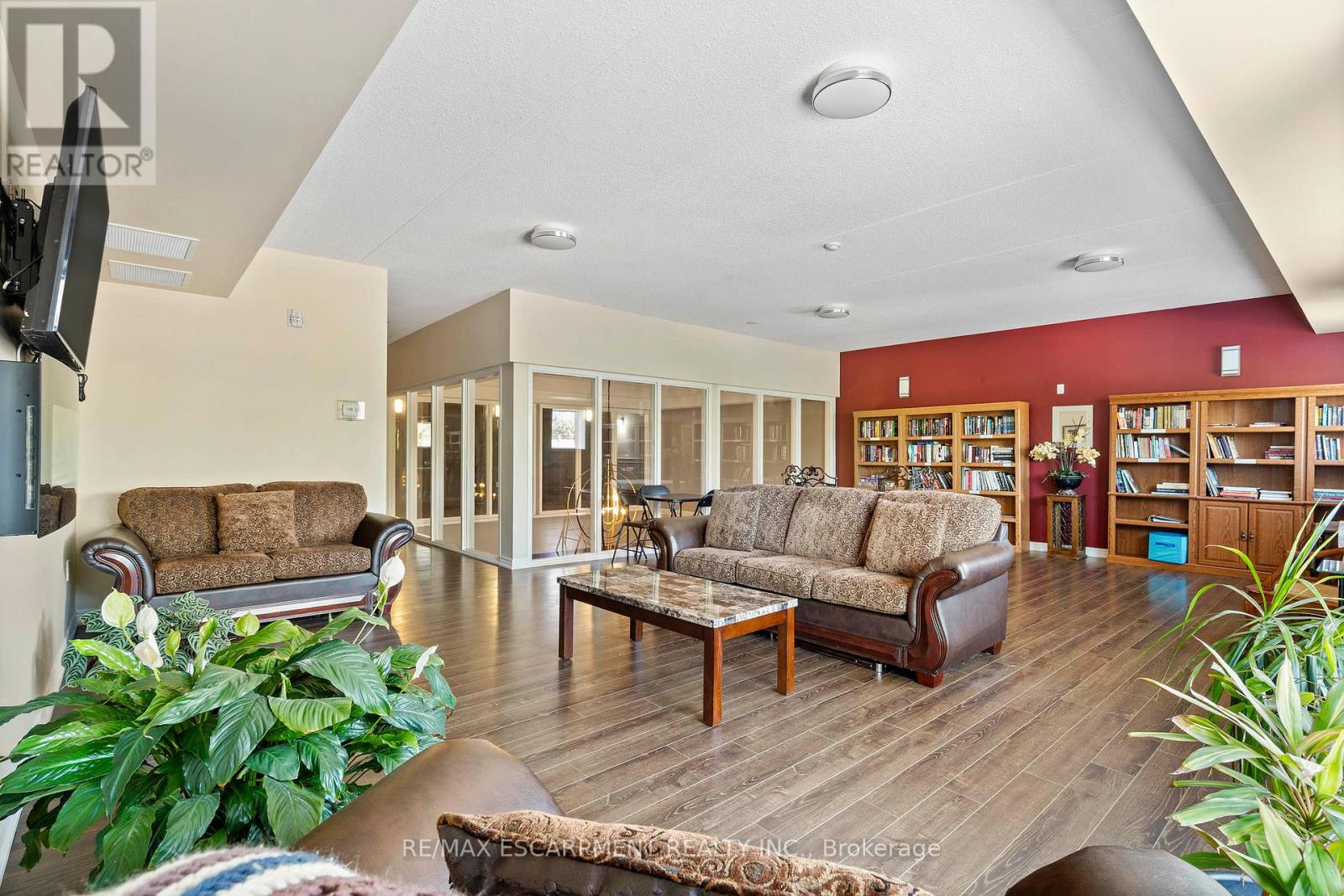 213 - 4644 Pettit Avenue, Niagara Falls (morrison), Ontario