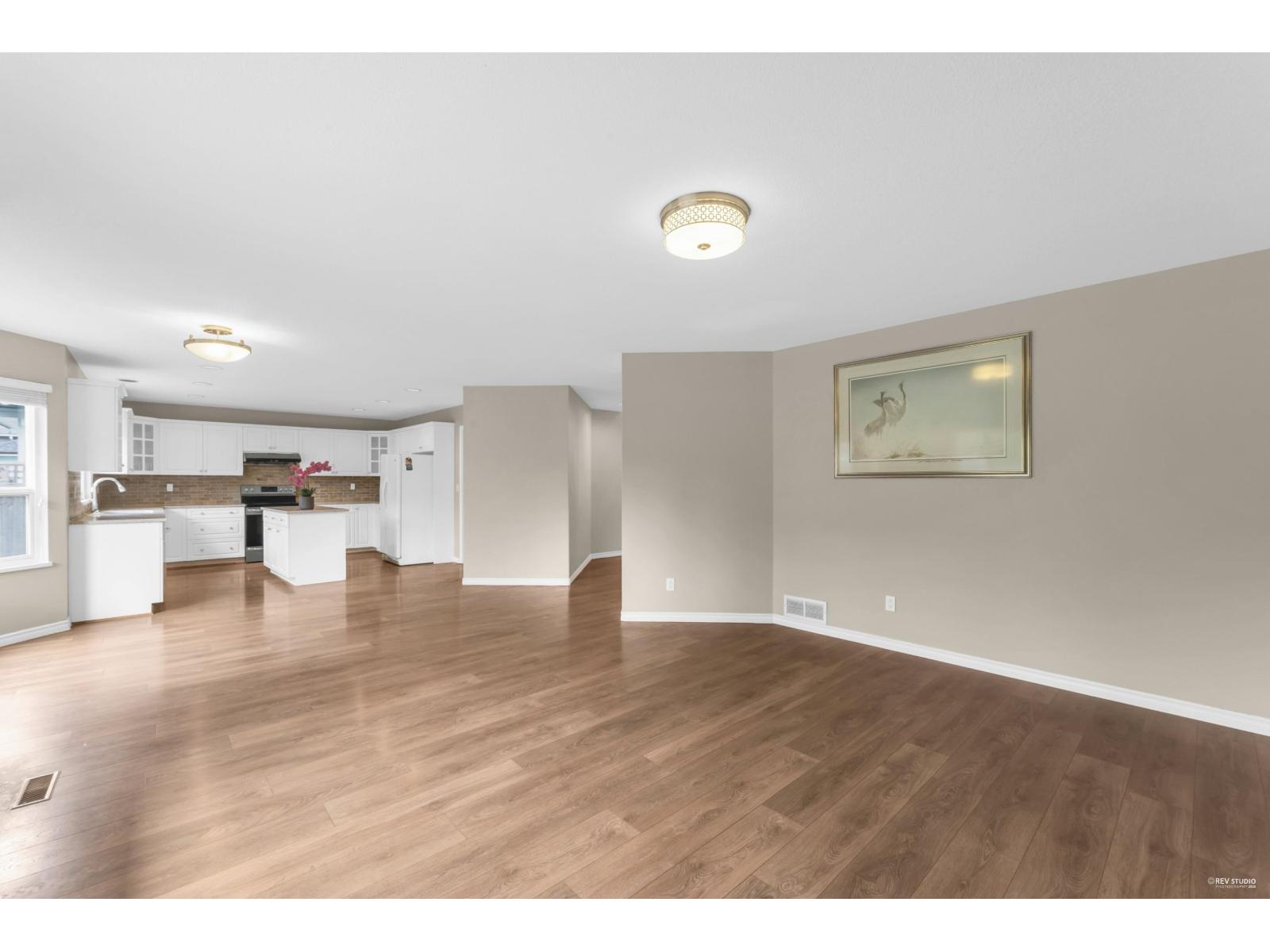 15674 101a Avenue, Surrey, British Columbia