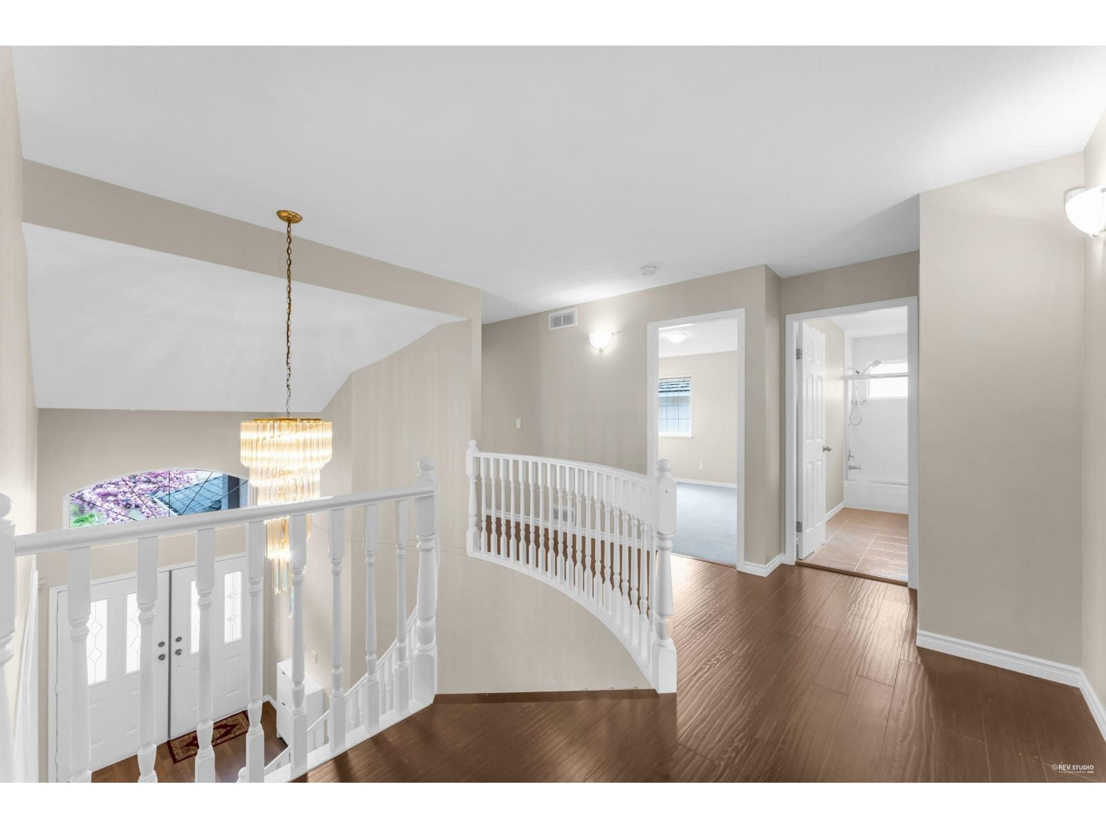 15674 101a Avenue, Surrey, British Columbia