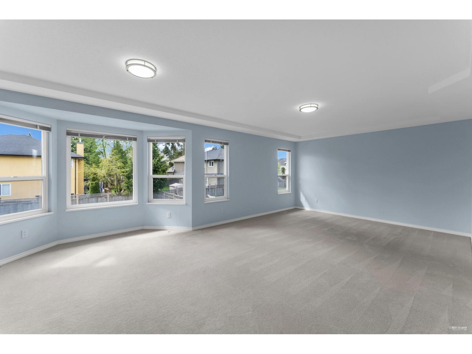 15674 101a Avenue, Surrey, British Columbia